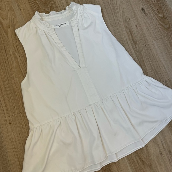 Amanda Uprichard Sleeveless Split Neck top - Picture 3 of 4